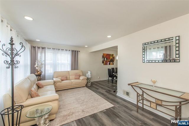 11 Hansen Street, Lodi, NJ 07644
