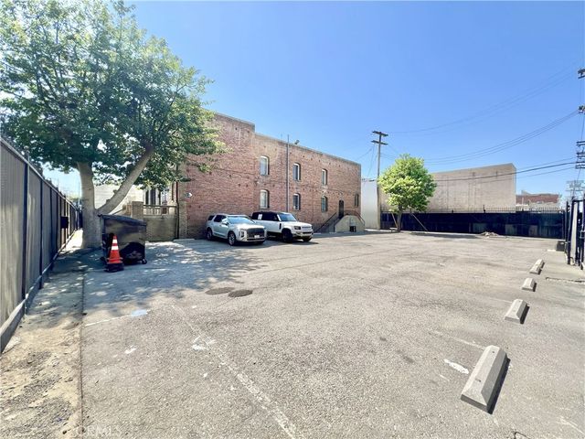 606 E 6th Street, Los Angeles, CA 90021