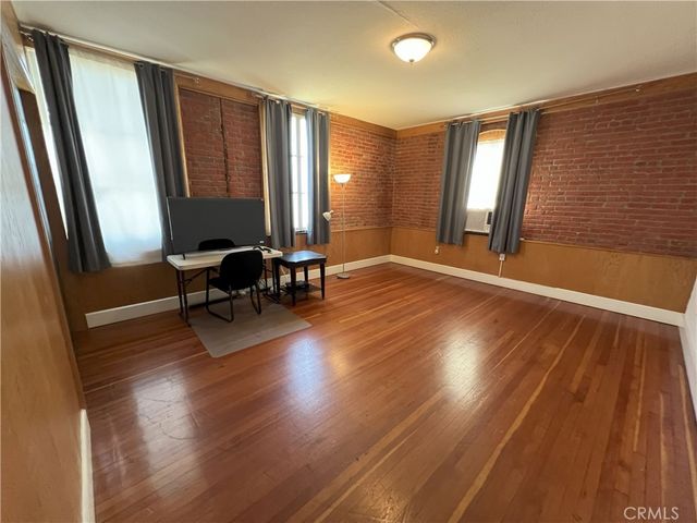 606 E 6th Street, Los Angeles, CA 90021