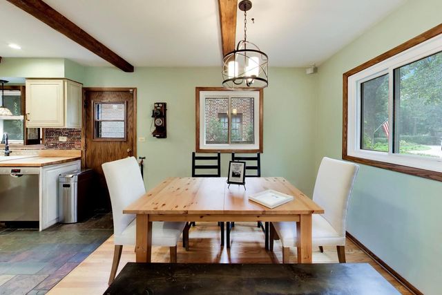 1216 E Mayfair Road, Arlington Heights, IL 60004