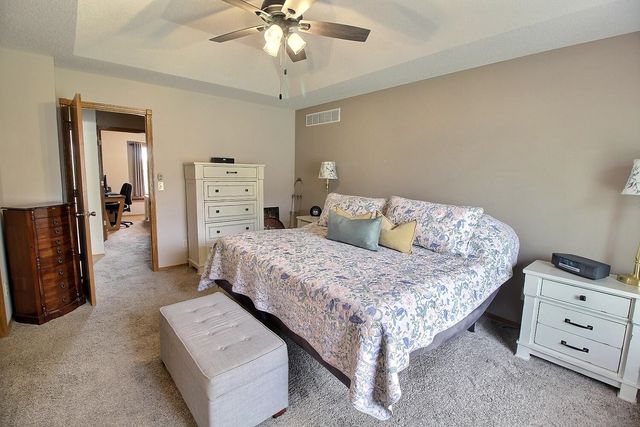 12318 E Lincoln Ct, Wichita, KS 67207