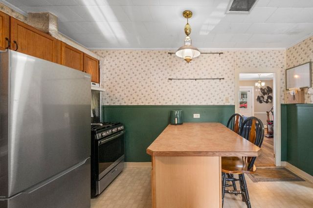 2271 Main St, Warren, MA 01092