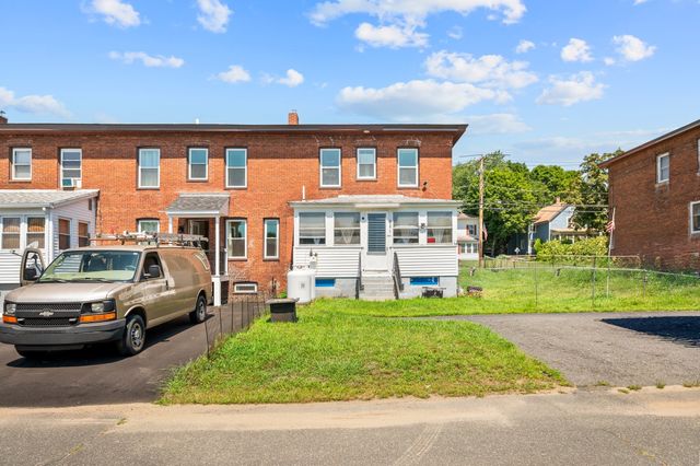 2271 Main St, Warren, MA 01092