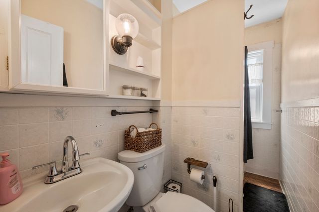 2271 Main St, Warren, MA 01092