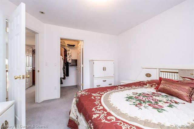 3021 Chinaberry Court, Sterling Heights, MI 48314