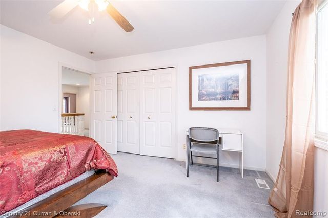 3021 Chinaberry Court, Sterling Heights, MI 48314