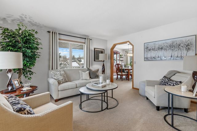 1295 Velvetleaf Lane, Lino Lakes, MN 55038