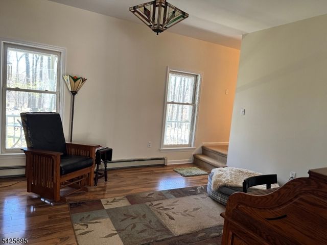 32 Saint Bernards Rd, Rockaway Twp., NJ 07885