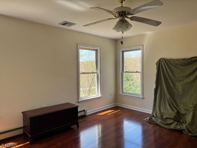 32 Saint Bernards Rd, Rockaway Twp., NJ 07885