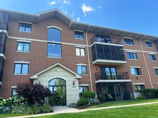 6850 W Winding Trail 202, Oak Forest, IL 60452