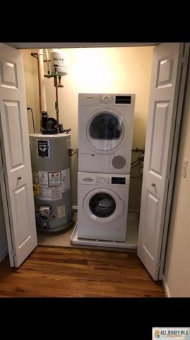 95 Main 2c Street, Sayreville, NJ 08872