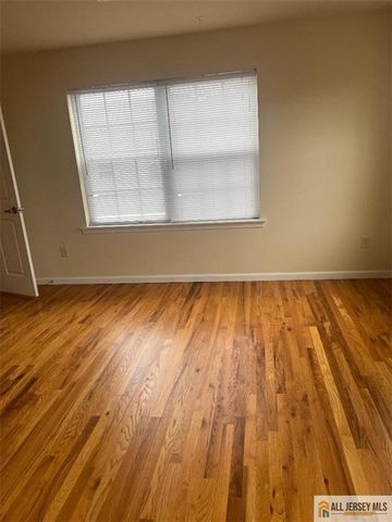 95 Main 2c Street, Sayreville, NJ 08872