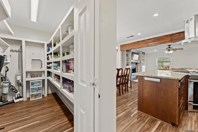 7160 Vice President Dr, Baton Rouge, LA 70817