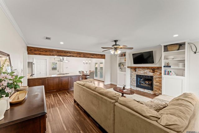 7160 Vice President Dr, Baton Rouge, LA 70817