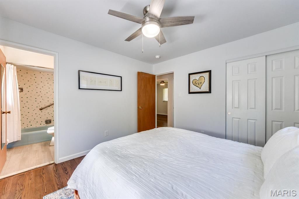 Image 18 of property listing at 20 Elderwood Court, St Louis, MO 63026