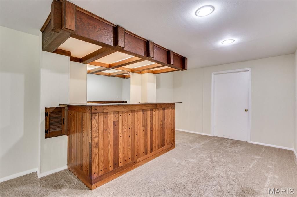 Image 40 of property listing at 20 Elderwood Court, St Louis, MO 63026