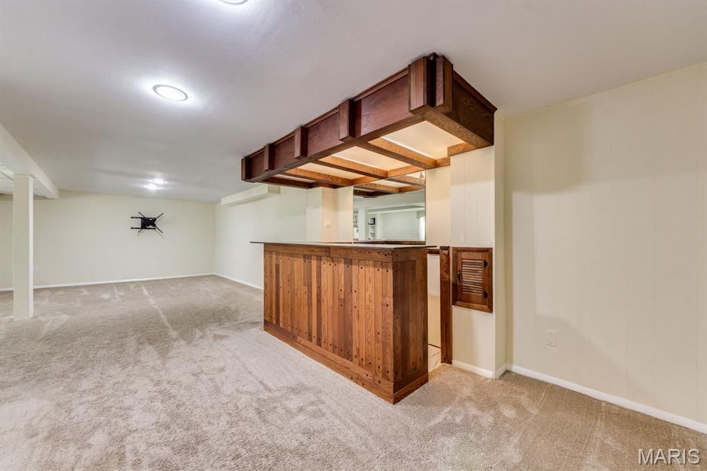 Image 41 of property listing at 20 Elderwood Court, St Louis, MO 63026