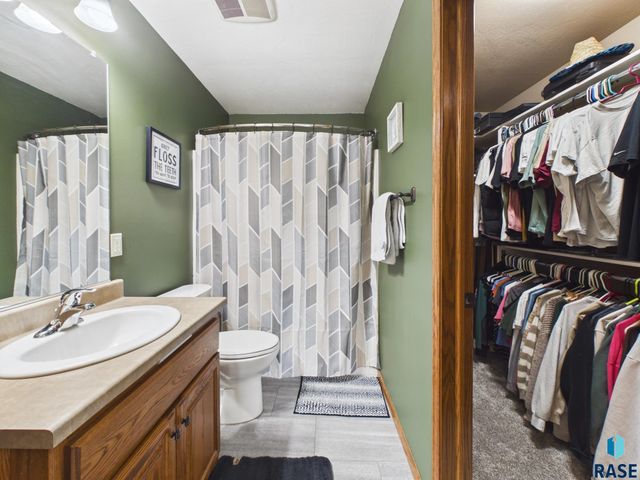 5204 S Culbert Ave Avenue, Sioux Falls, SD 57106