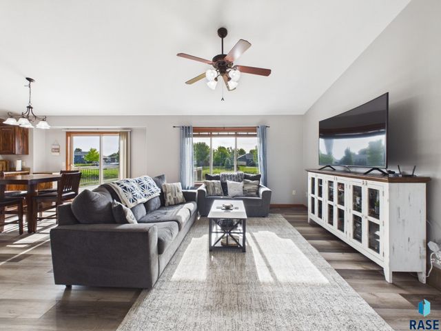 5204 S Culbert Ave Avenue, Sioux Falls, SD 57106