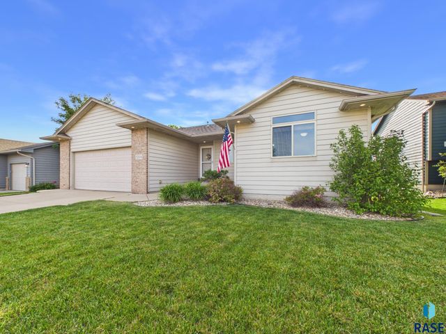 5204 S Culbert Ave Avenue, Sioux Falls, SD 57106