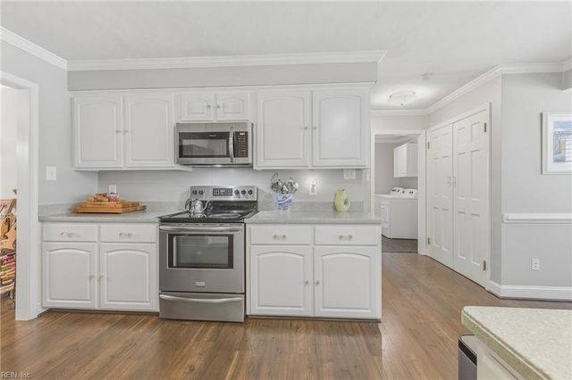 2209 W Admiral DR, Virginia Beach, VA 23451