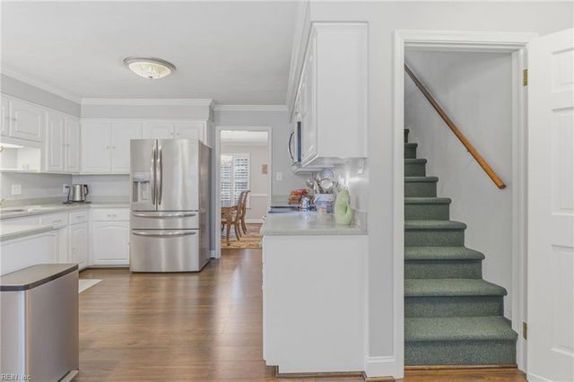 2209 W Admiral DR, Virginia Beach, VA 23451