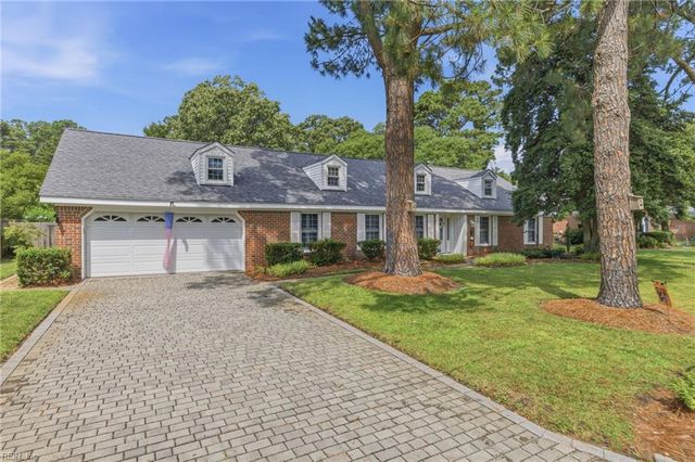 2209 W Admiral DR, Virginia Beach, VA 23451
