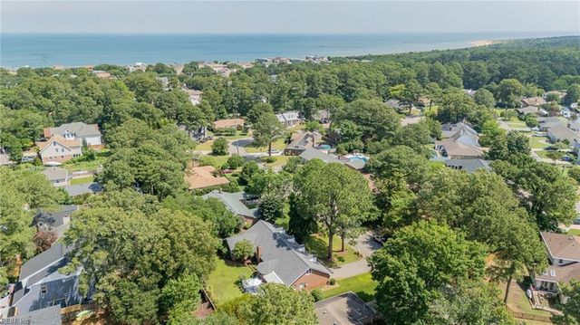 2209 W Admiral DR, Virginia Beach, VA 23451