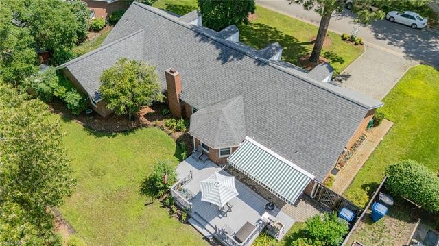 2209 W Admiral DR, Virginia Beach, VA 23451