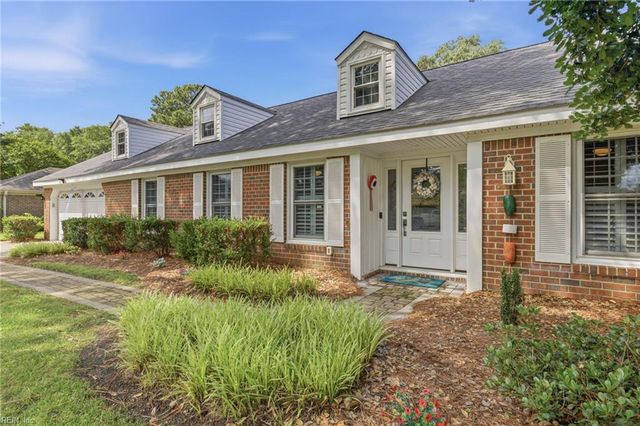 2209 W Admiral DR, Virginia Beach, VA 23451