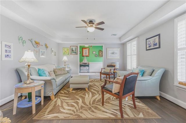2209 W Admiral DR, Virginia Beach, VA 23451