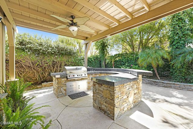 139 Sawtelle Court, Simi Valley, CA 93065