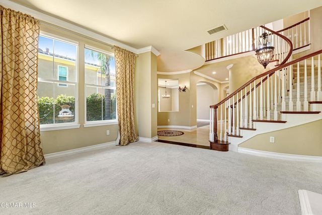 139 Sawtelle Court, Simi Valley, CA 93065