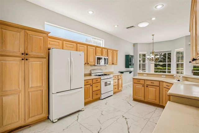 5814 FAIRWOODS CIRCLE, Sarasota, FL 34243
