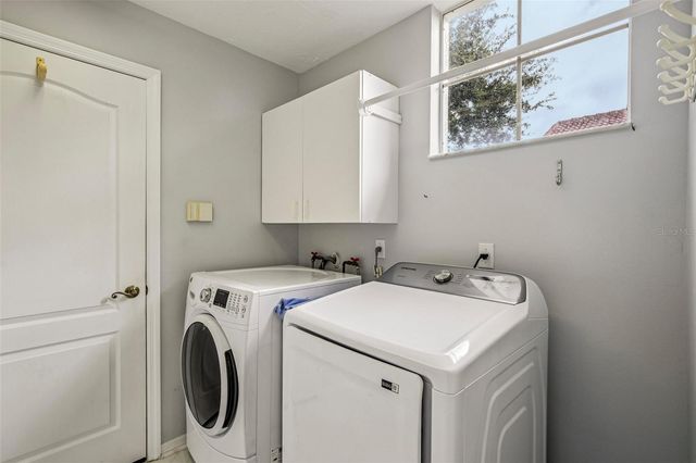 5814 FAIRWOODS CIRCLE, Sarasota, FL 34243