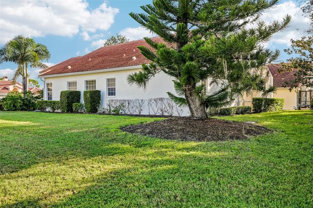 5814 FAIRWOODS CIRCLE, Sarasota, FL 34243