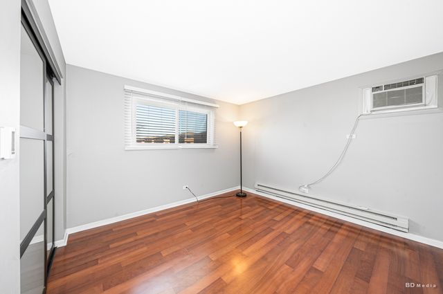 7315 W 85th Place 2A, Bridgeview, IL 60455