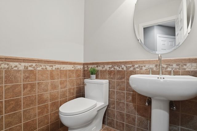 42 Trefry Lane, Stow, MA 01775