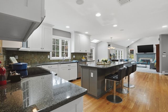 42 Trefry Lane, Stow, MA 01775