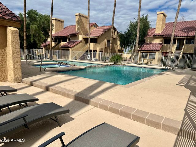 4901 S CALLE LOS CERROS Drive 279, Tempe, AZ 85282