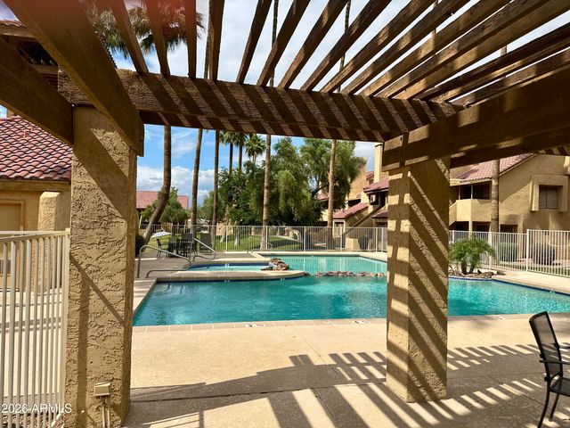 4901 S CALLE LOS CERROS Drive 279, Tempe, AZ 85282
