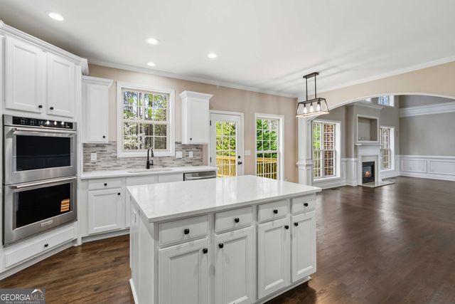 2704 Ivy Circle, Conyers, GA 30013