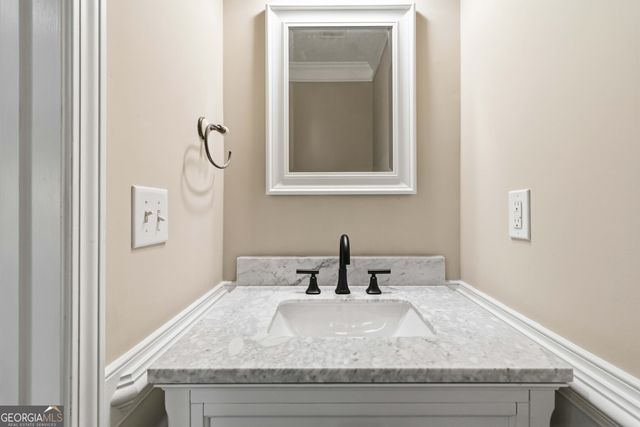 2704 Ivy Circle, Conyers, GA 30013