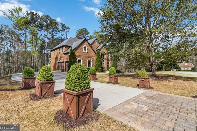 2704 Ivy Circle, Conyers, GA 30013