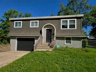 18900 E 6th Street N, Independence, MO 64056
