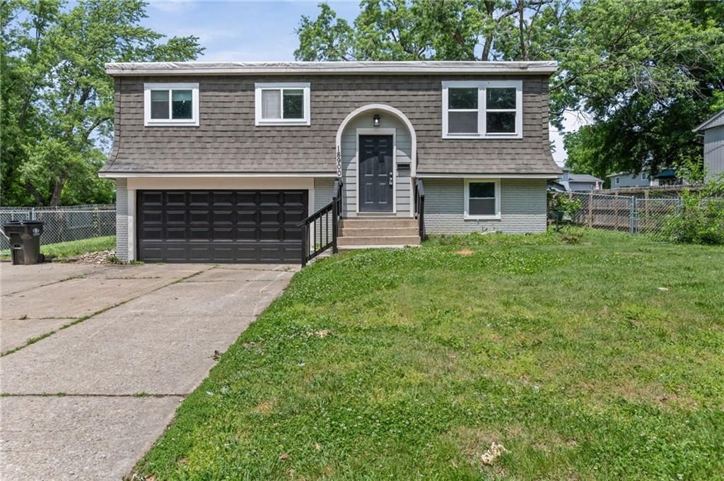 18900 E 6th Street N, Independence, MO 64056