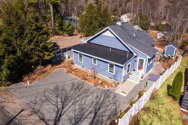 25 Skylark Lane, York, ME 03909