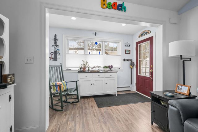 25 Skylark Lane, York, ME 03909