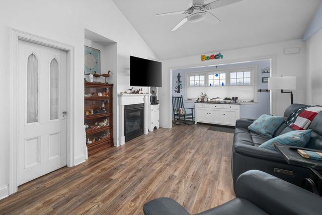 25 Skylark Lane, York, ME 03909