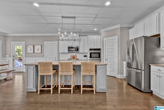 6070 ENCLAVE PLACE, Trussville, AL 35173